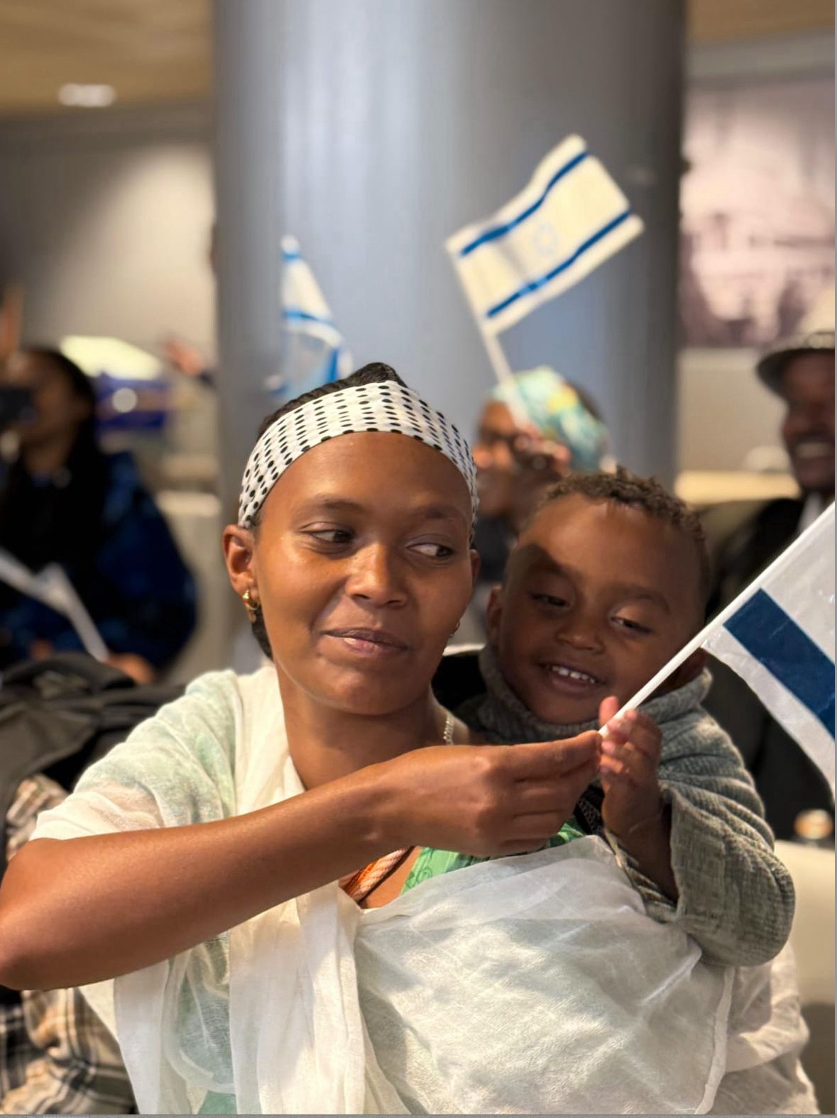 French mother with child